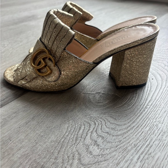 GUCCI MARMONT GG FRINGED MULES - Picture 2 of 3